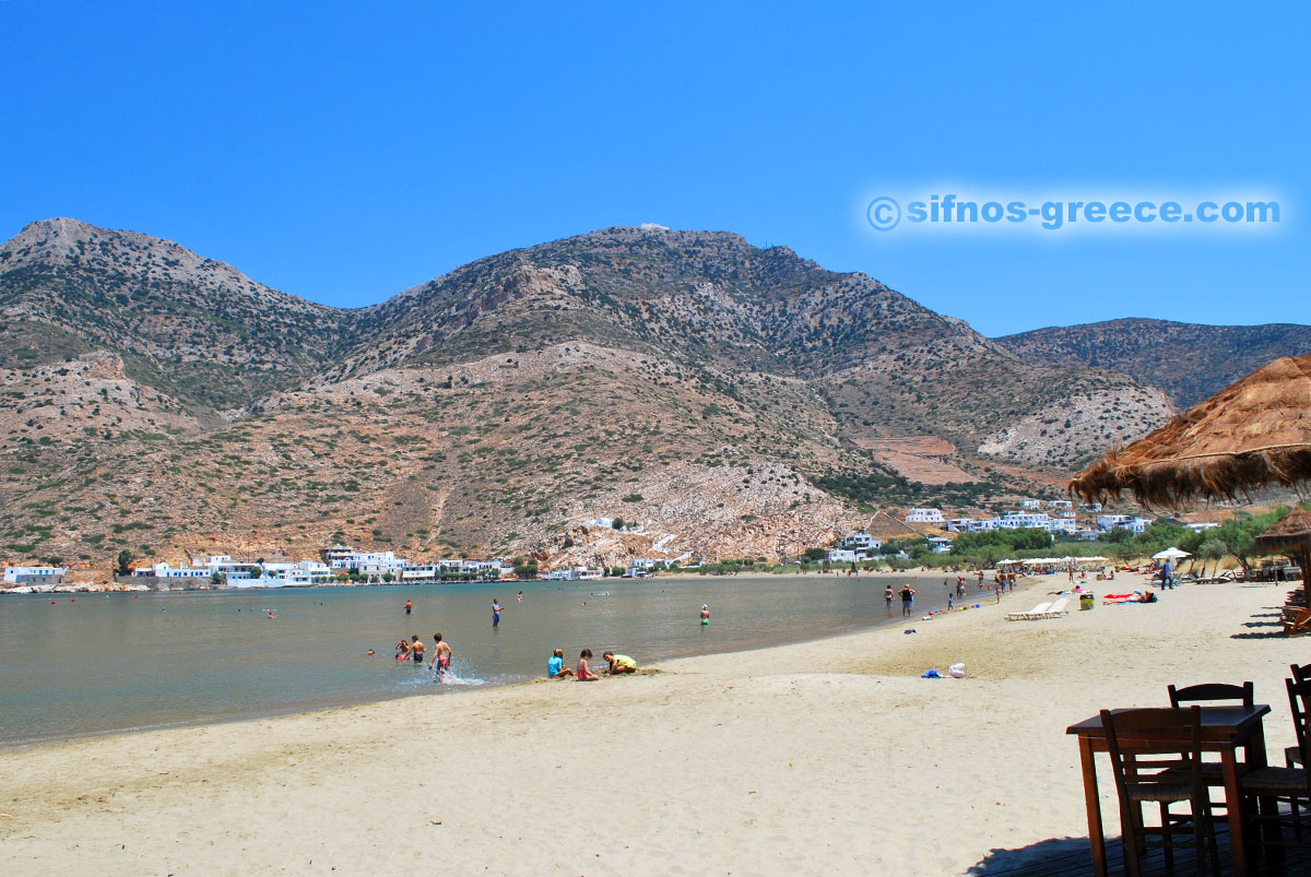 Sandstranden i Kamares